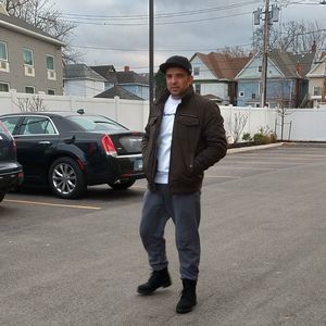 Meet your Posher, Mansour